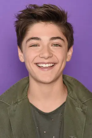 Photo Asher Angel #13488