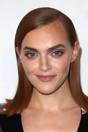 Photo Madeline Brewer #154518