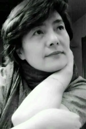 Photo Zhou Ying #268622