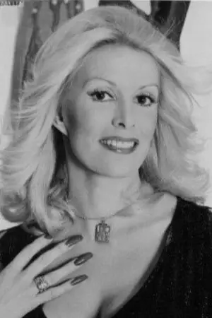 Photo June Wilkinson #344980