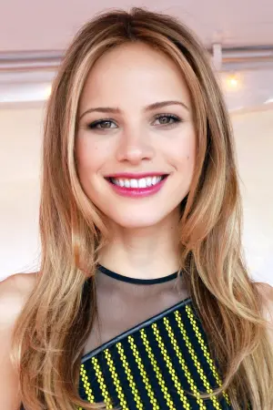 Photo Halston Sage #25740