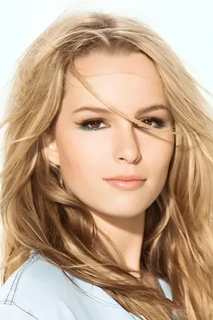 Photo Bridgit Mendler #53012