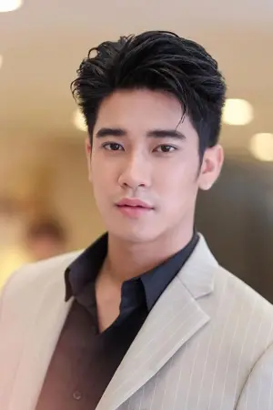 Photo Yotsawat Tawapee #370133