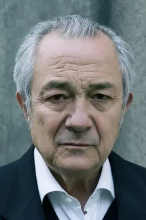 Photo Remo Girone #3932