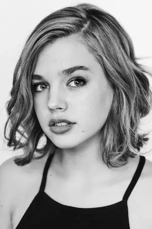 Photo Teagan Croft #167270