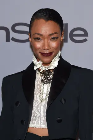 Photo Sonequa Martin-Green #32843