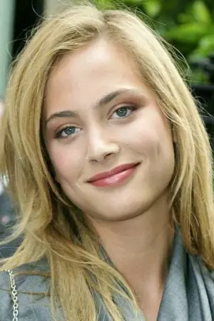 Photo Nora Arnezeder #100392
