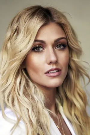 Photo Katherine McNamara #22647