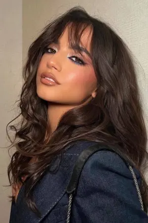 Photo Isabela Merced #251860