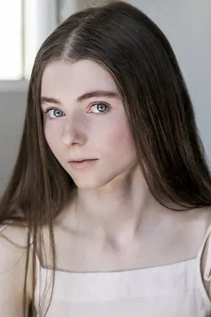 Photo Thomasin McKenzie #10239