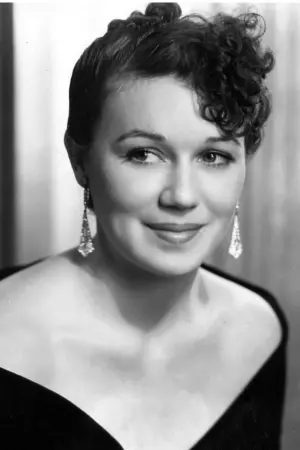 Photo Jeanette Nolan #85312