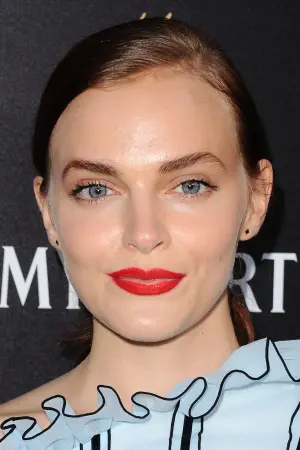 Photo Madeline Brewer #154486