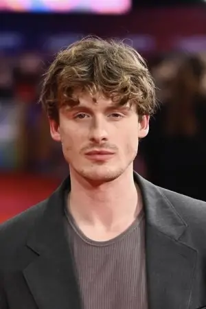 Photo Giles Surridge #358770