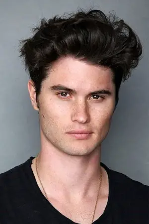 Photo Chase Stokes #345430