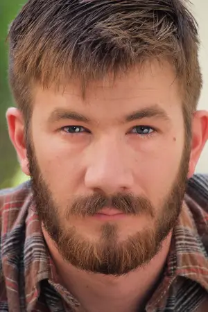 Photo Travis Lincoln Cox #373252