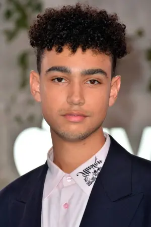 Photo Archie Madekwe #4405