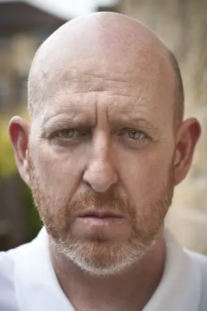 Photo Darren Whitfield #241619