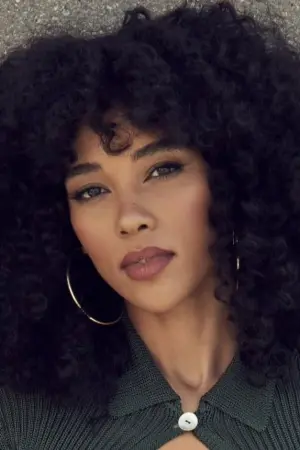 Photo Alexandra Shipp #280247