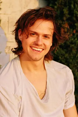 Photo Whitmer Thomas #186380