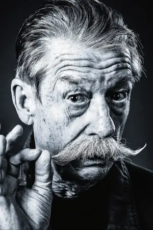 Photo John Hurt #9991