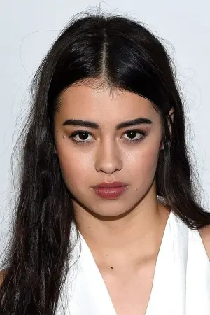 Photo Amber Midthunder #283613