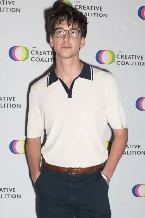 Photo Milo Manheim #66545