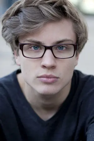 Photo Jannik Schümann #109990