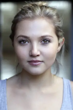 Photo Mia McKenna-Bruce #67522