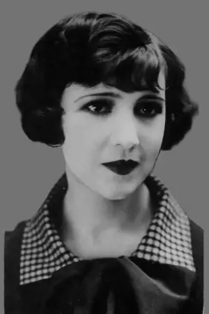 Photo Louise Lagrange #341463