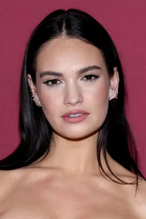 Photo Lily James #32729