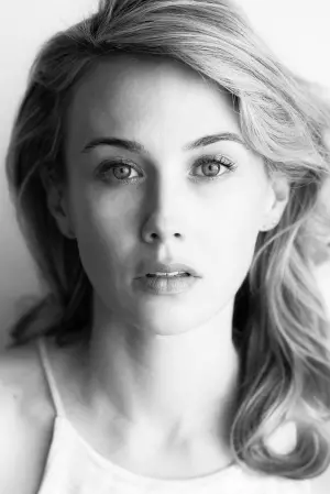 Photo Wynn Everett #50927