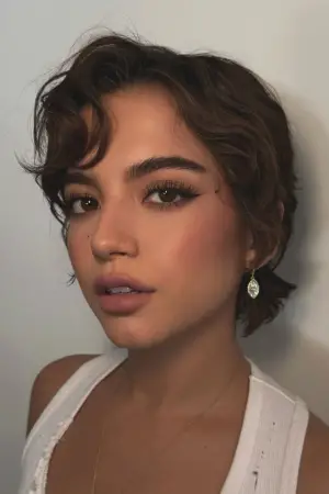 Photo Isabela Merced #328024