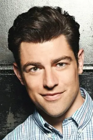 Photo Max Greenfield #41144