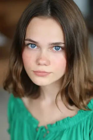 Photo Oona Laurence #43464