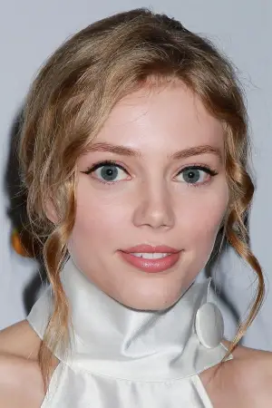 Photo Grace Van Dien #329896