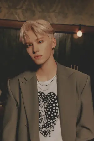 Photo Takumi Kawanishi #349264