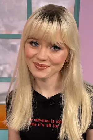 Photo Maisie Peters #288304