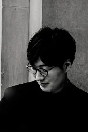 Photo Yuji Iwamoto #302946