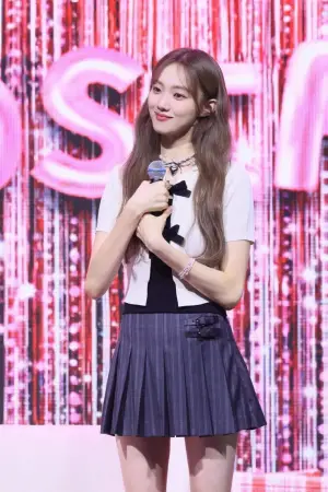 Photo Lee Sung-kyung #320259