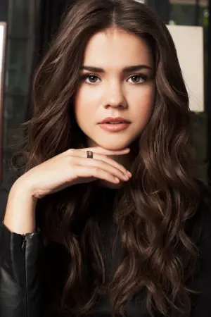 Photo Maia Mitchell #89292