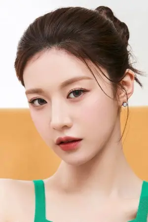 Photo Go Youn-jung #319978