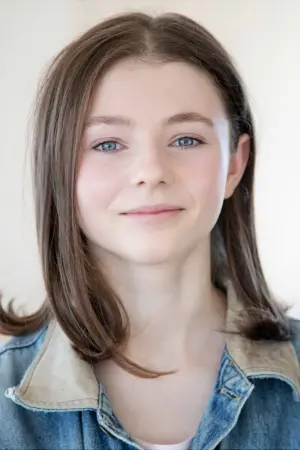 Photo Thomasin McKenzie #10241