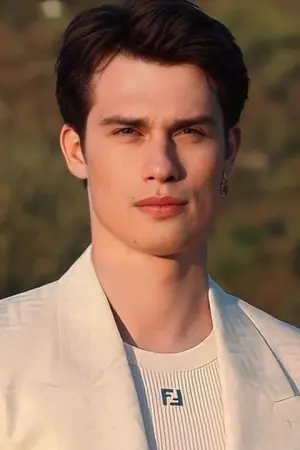 Photo Nicholas Galitzine #23979