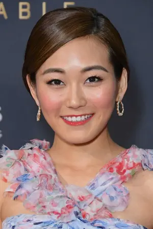 Photo Karen Fukuhara #37387