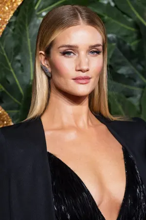 Photo Rosie Huntington-Whiteley #9354