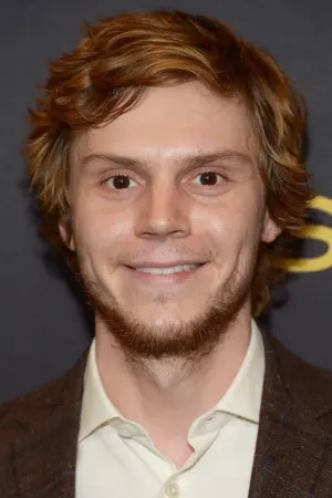 Photo Evan Peters #661