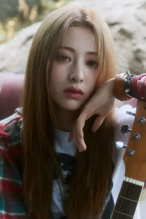 Photo Huh Yunjin #252977