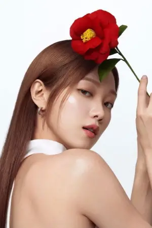 Photo Lee Sung-kyung #320256