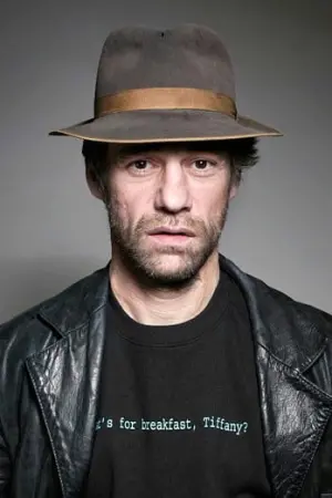 Photo Birol Ünel #58707