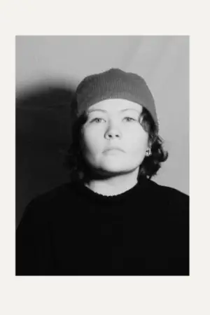 Photo Emma Broderick #335770